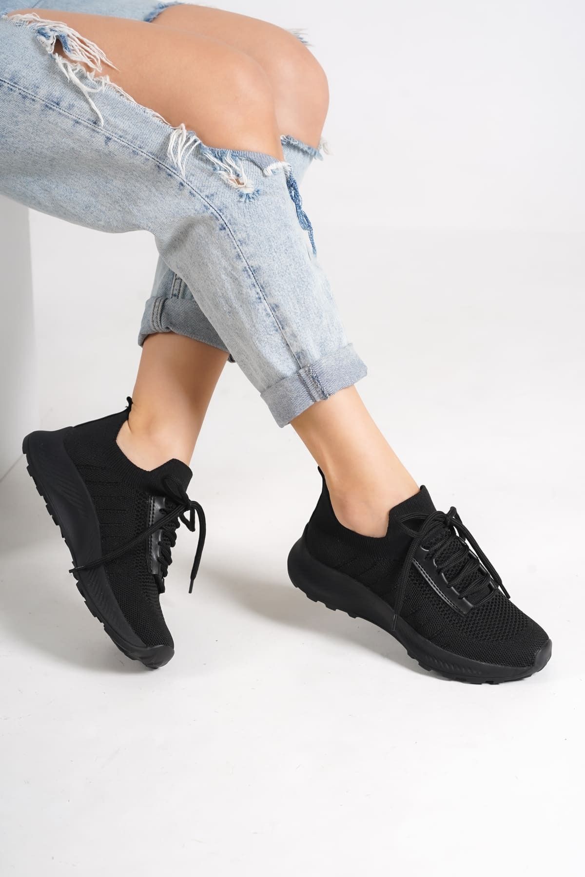 Mardel Store AZRA Bağcıklı Ortopedik Taban Kadın Triko Spor Ayakkabı ST Siyah