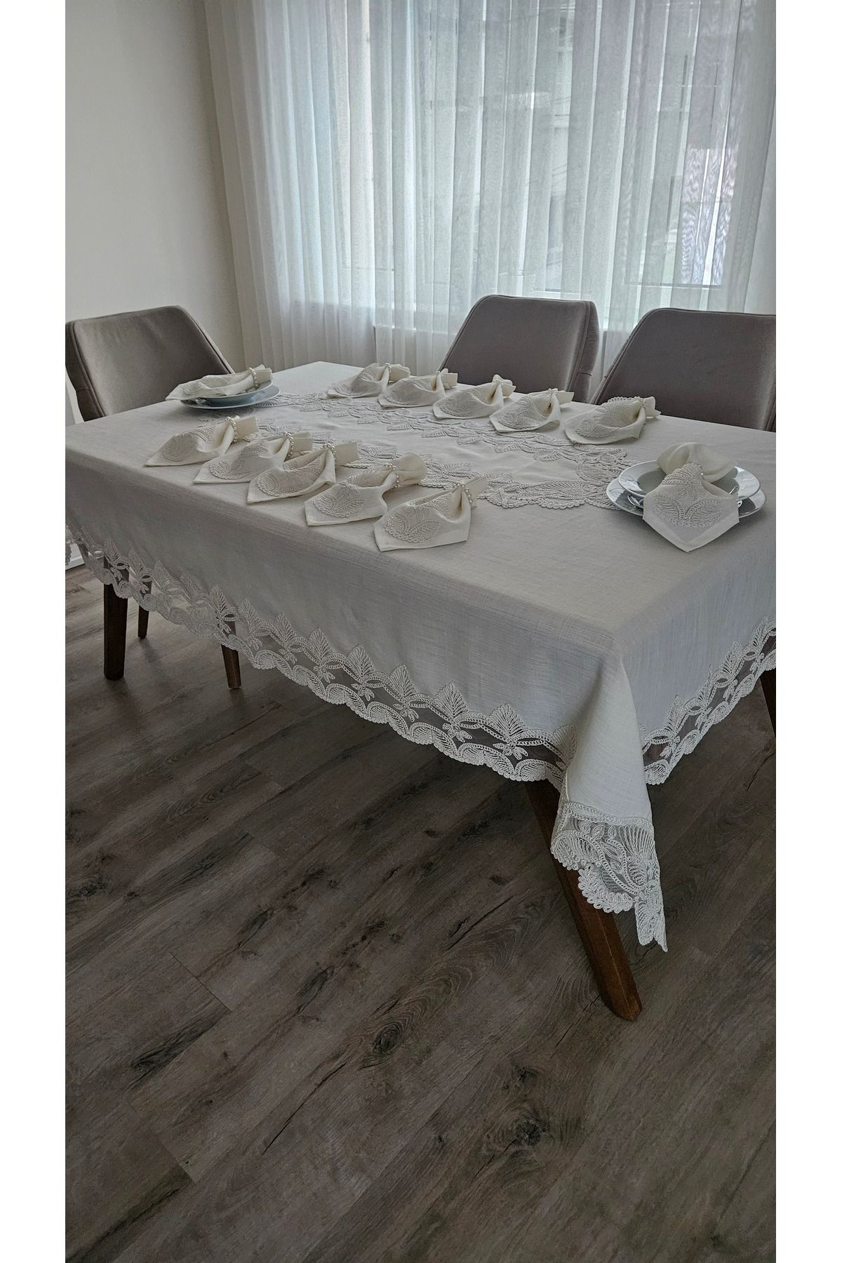 ZESA HOME Lüx Gardenya Keten  8 Kişilik 18 Parça Ağır Dantelli Leke Tutmaz Masa Örtüsü -160x180...160x300