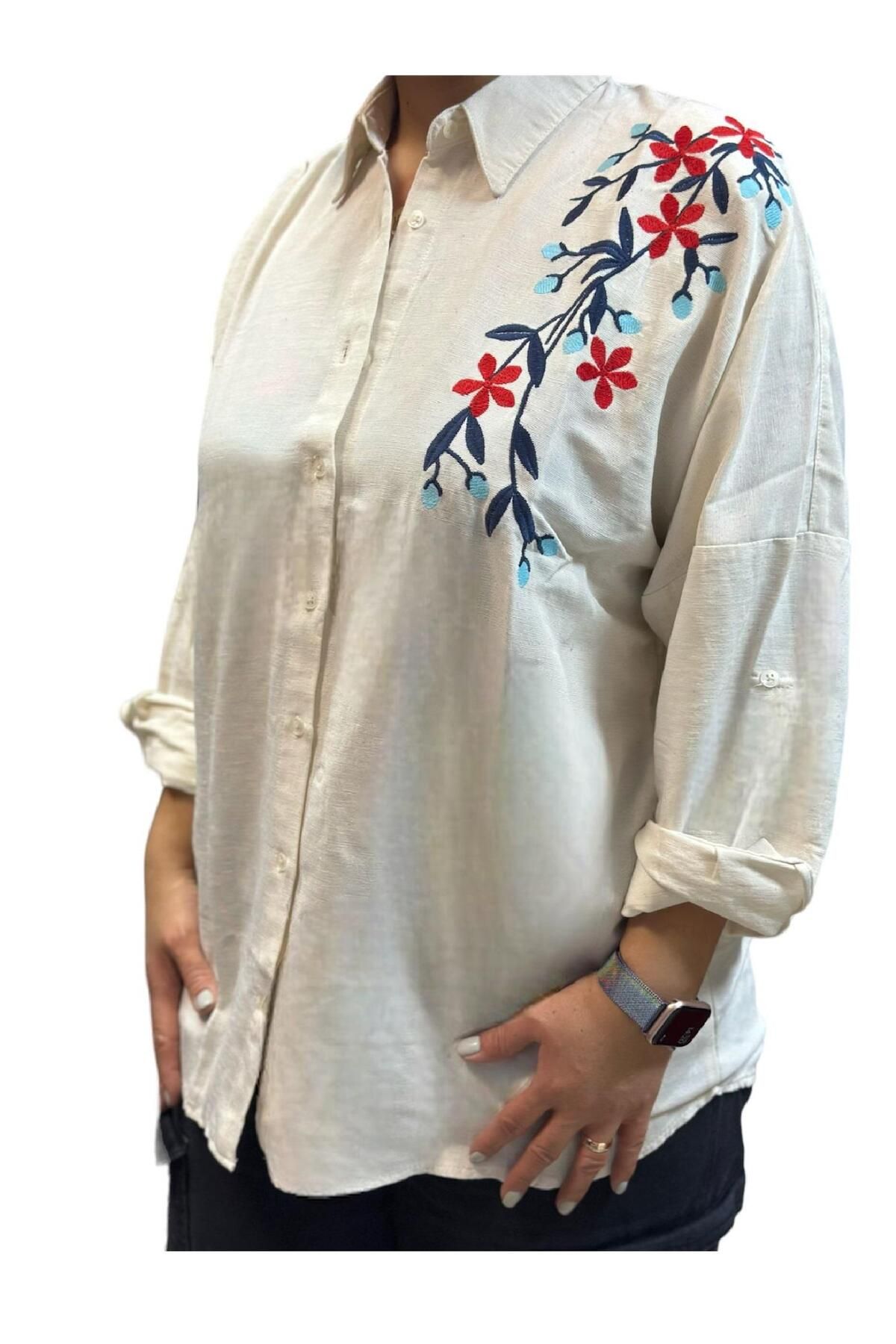 Antalya Şans Butik Kadın Gömlek Keten Kumaş Omuz Nakış Çiçek Desenli Krem Standart Beden (42-4 BEDENE KADAR UYUMLU)