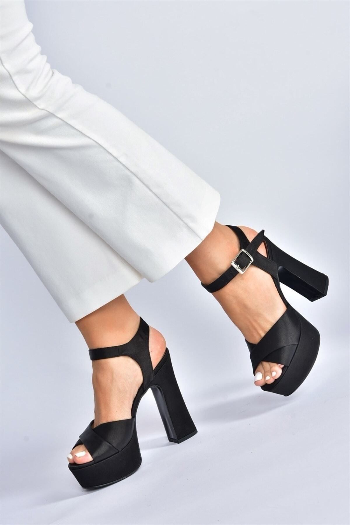 Fox Shoes Siyah/siyah Saten Kumaş Platform Topuklu Kadın Abiye Ayakkabı M348202404