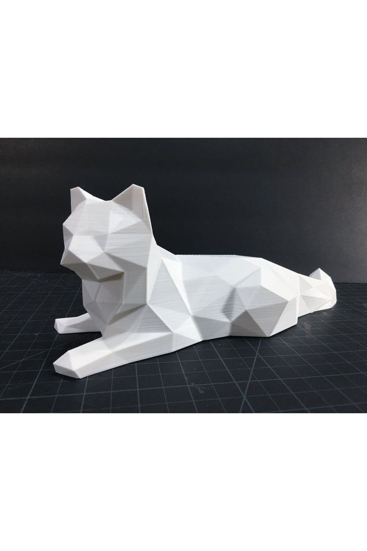 3Duman Low Poly Oturan Kedi Figürü 2 - Beyaz - 13cm