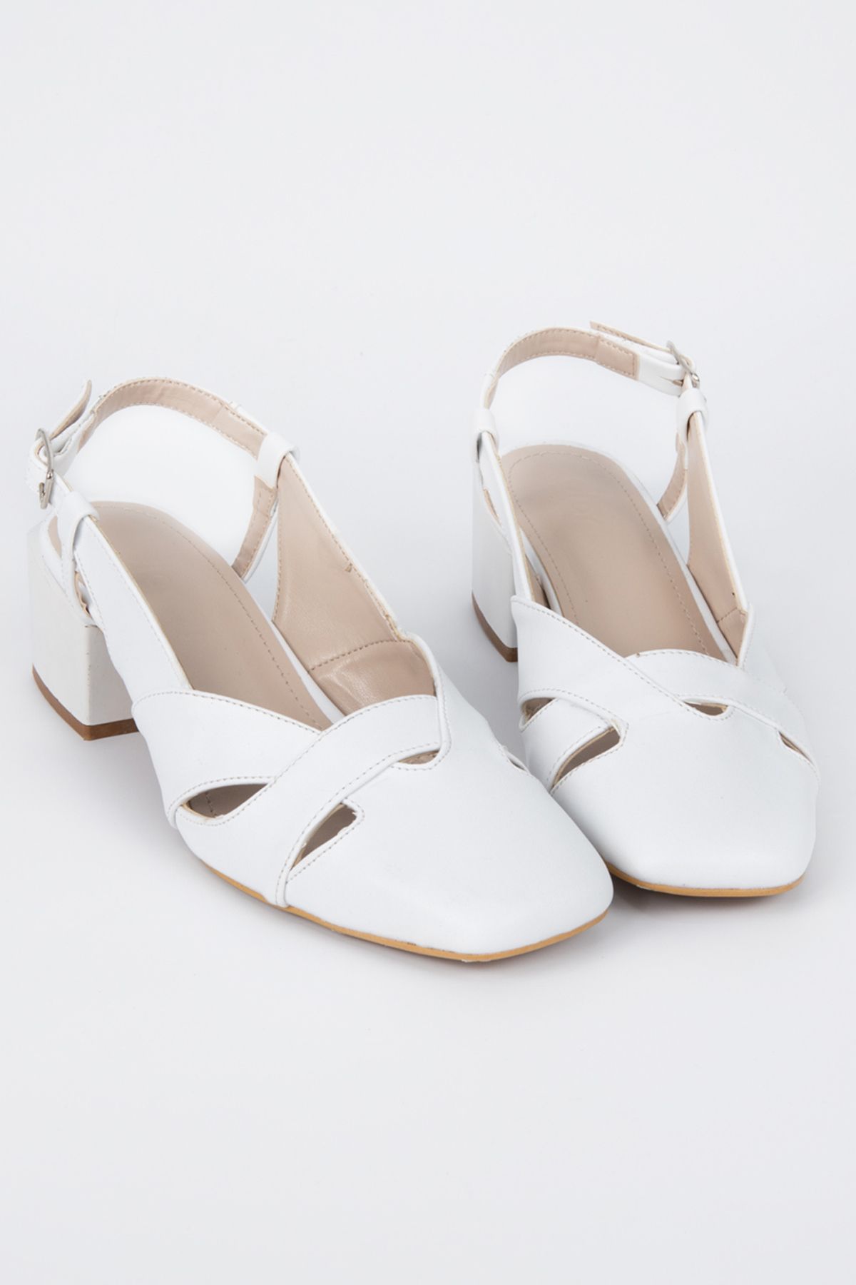 Diardi Kadın Beyaz Rengi Topuklu Ayakkabı