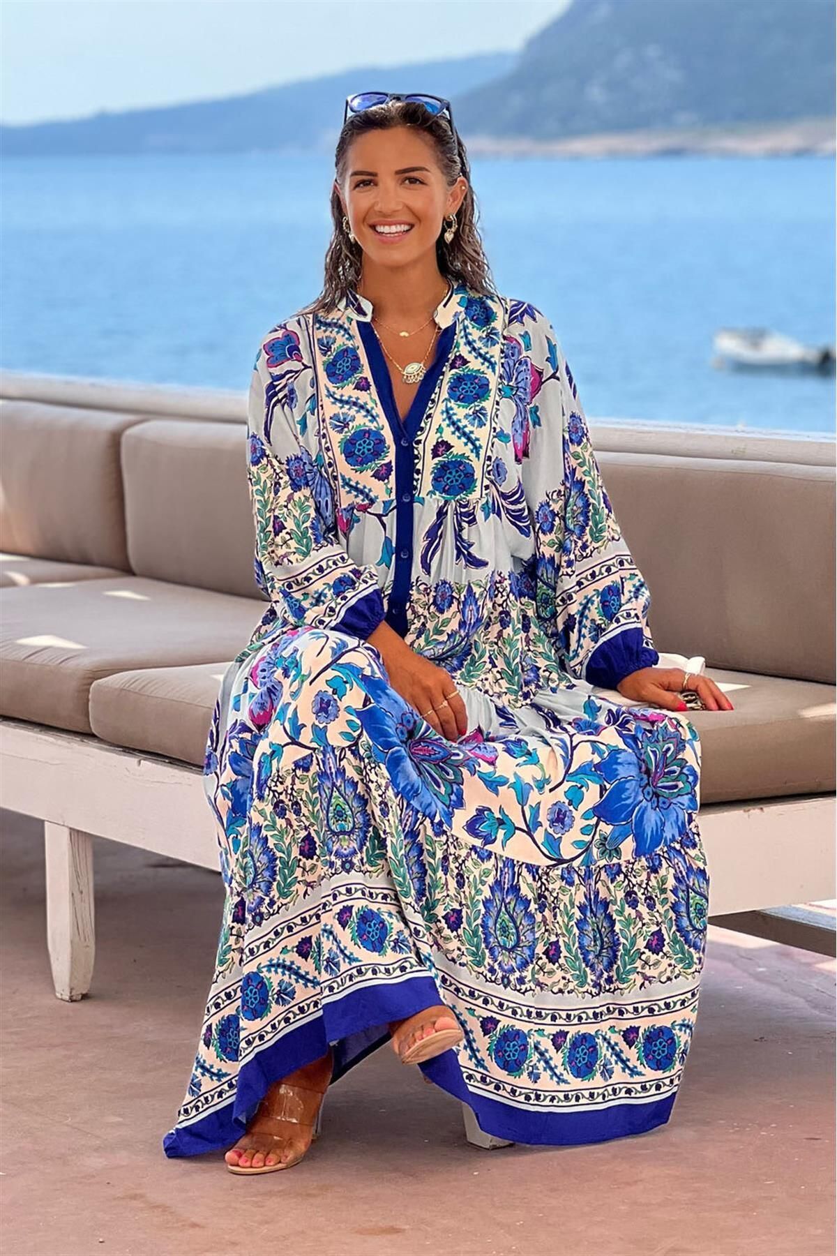 Nevin Kaya Moda Mavi Renk Portofino Desen Uzun Elbise