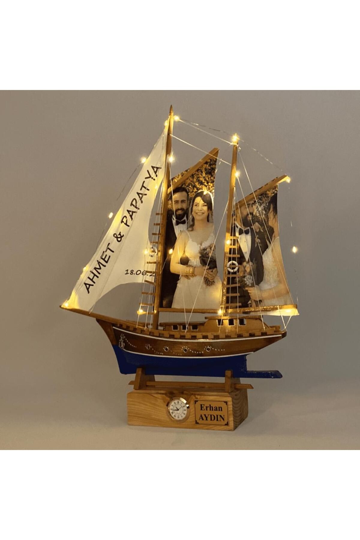 MEGA KANYON Kişiye Özel İsimli ve Fotoğraflı Ahşap Gemi Maketi - Saatli, El Yapımı Led Işıklı