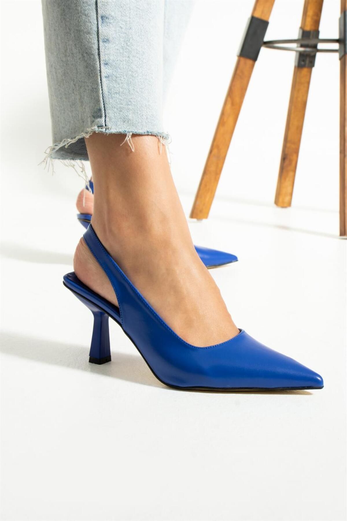 Pazzyonez Nicole Saks Mavi Sivri Burun Yan Lastik Detay Kadın Topuklu Ayakkabı