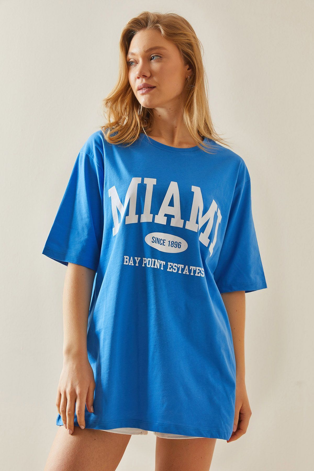 XHAN Mavi Bisiklet Yaka Yazılı Oversize Midi T-Shirt 5YXK1-48008-12