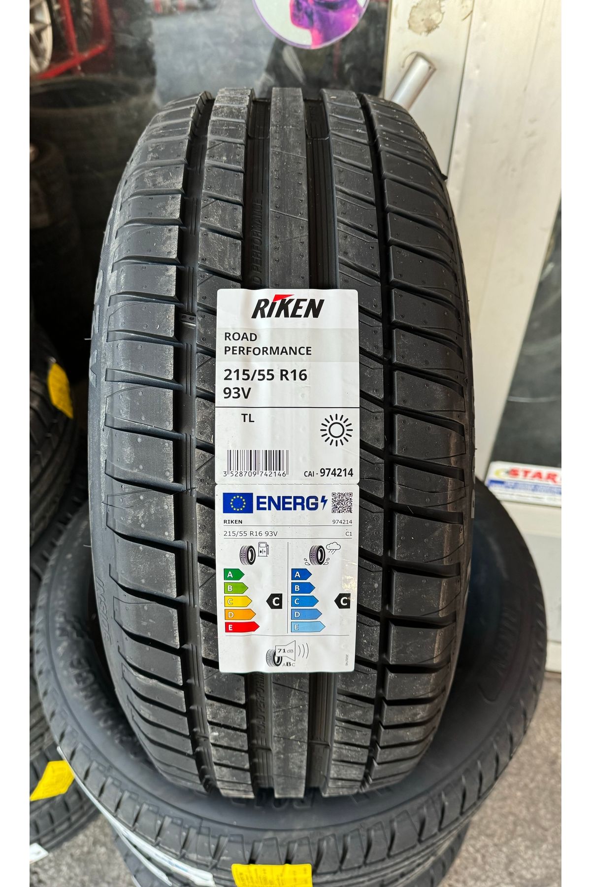 Riken 215/55 R16 93V RİKEN ROAD PERFORMANCE (SİBOB HEDİYELİ-2023 ÜRETİM)