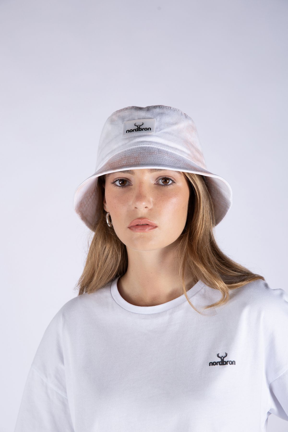 Nordbron Unisex Pembe %100 Pamuk Batik Desenli Logolu Bucket Şapka Terletmez Bant Detaylı Astarsız Şık