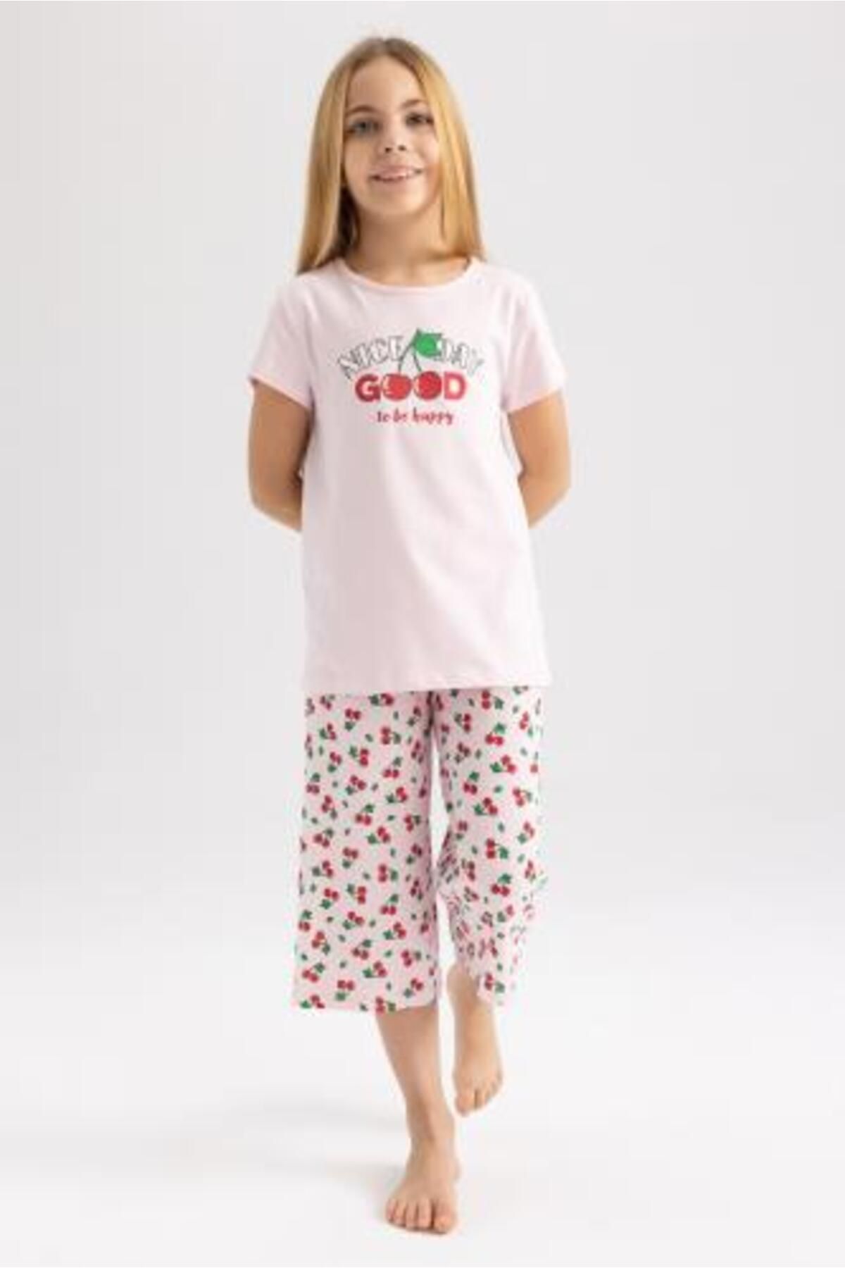 Defacto Kız Çocuk Desenli Kısa Kollu Pijama Takım Z6531a623sm