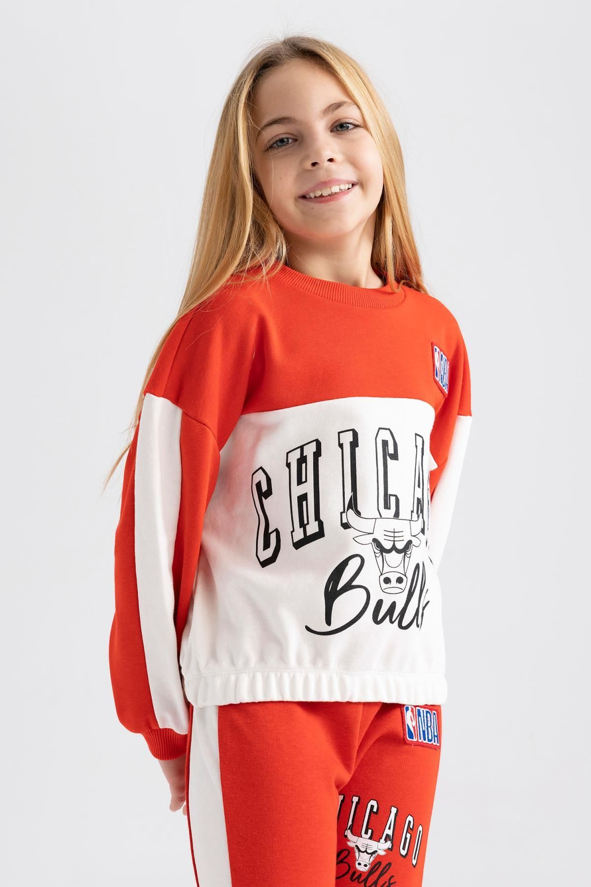 Defacto Kız Çocuk Nba Chicago Bulls Relax Fit Sweatshirt Z4760a623sp