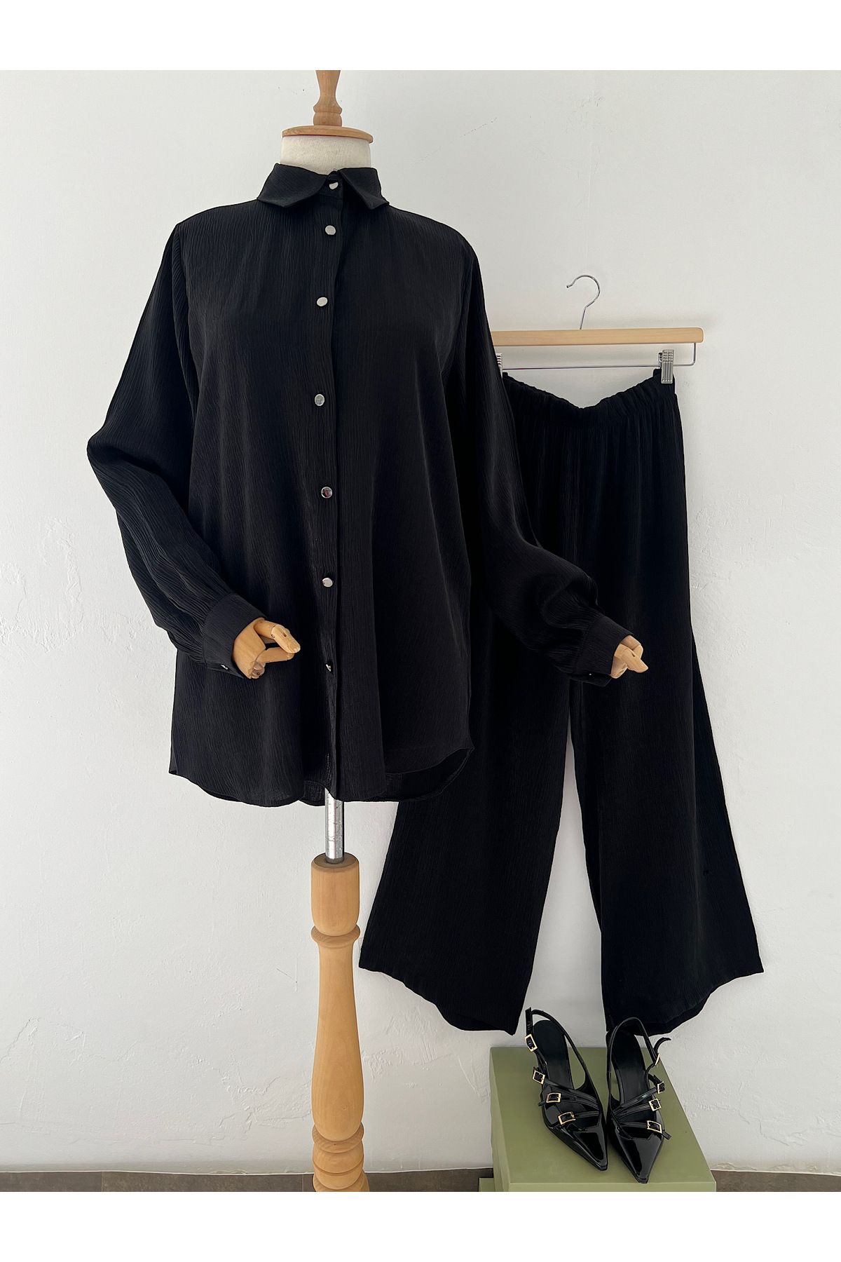 hepsi moda Pırıltılı Saten Takım - 4056 - SG - Siyah