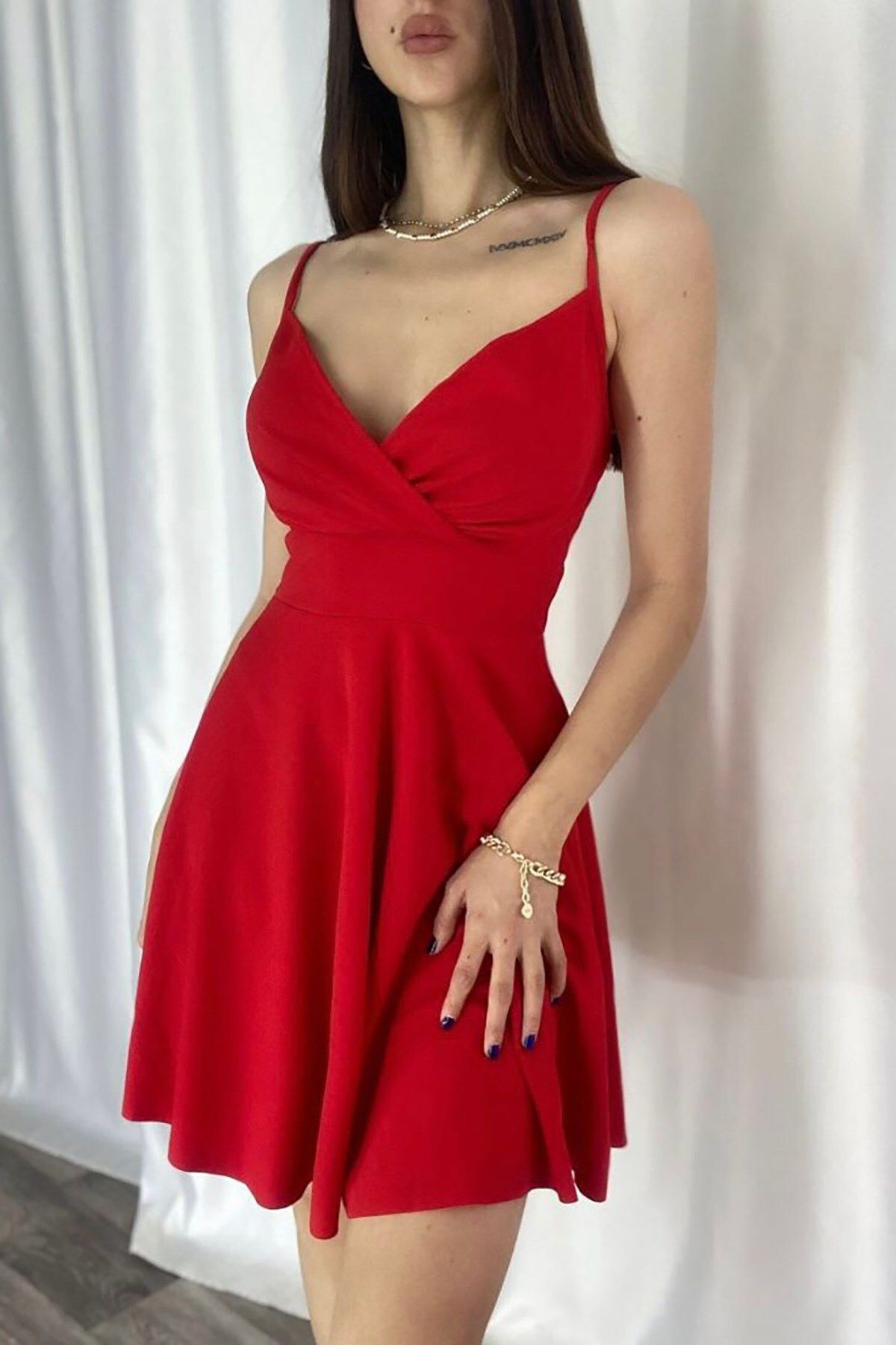 Deafox Krep Kumaş Kırmızı Ince Askılı Kloş Elbise