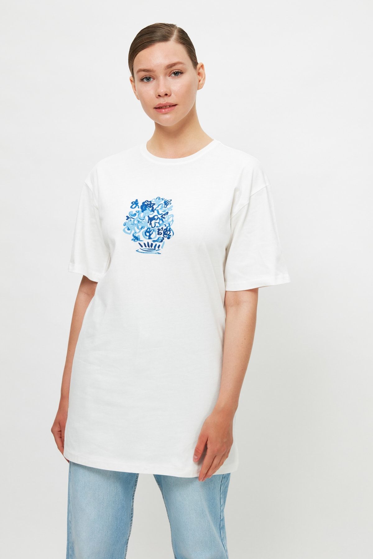 TRENDYOL MODEST Açık Mavi Baskılı %100 Pamuk Örme T-Shirt TCTSS21TN0217