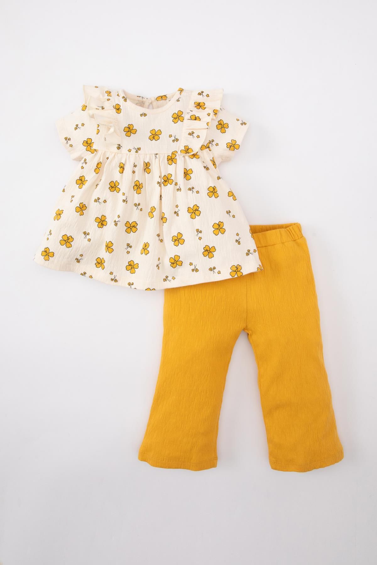 Defacto Kız Bebek Çiçekli Bluz Pantolon 2li Takım B9691A524SP