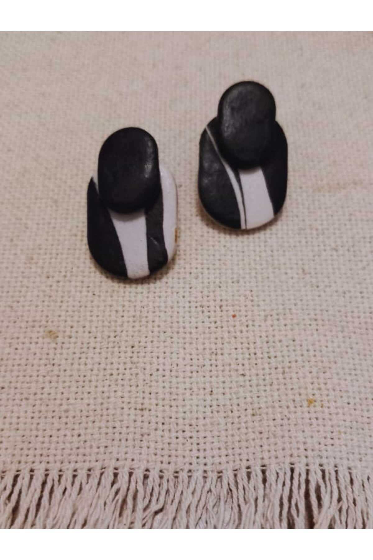 Karşı Köyden Özel Tasarım, El Yapımı Polimer Kil Üzeri Siyah Detay Küpe, Handmade Polymer Clay Earrings