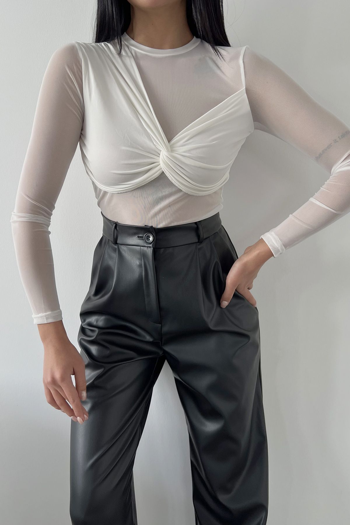 WOMAN VISION Kadın Tül Kumaş Büzgü Tasarımlı Uzun Kollu Transparan Beyaz Bluz 300