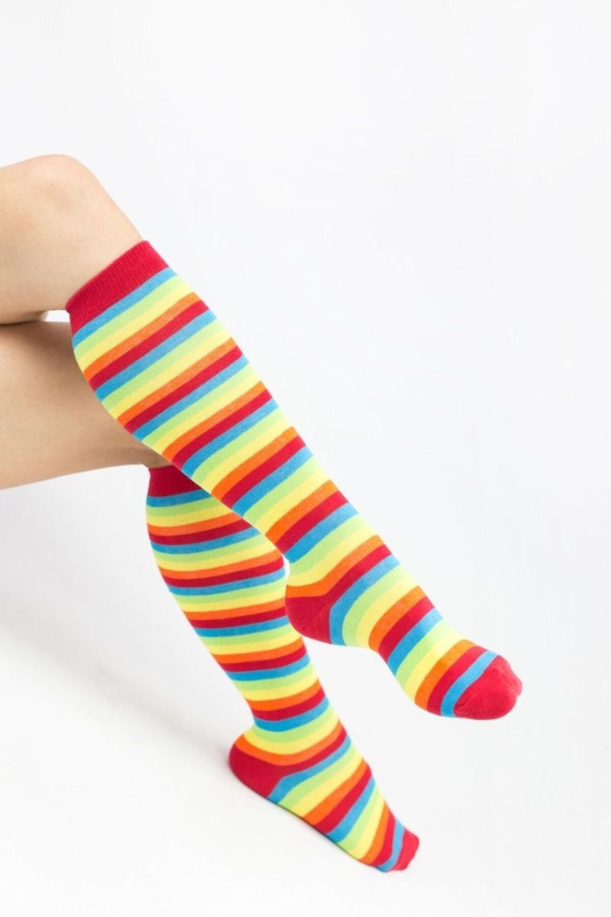 TİSTA Kadın Gökkuşağı İnce Çizgili Kaliteli Pamuklu Diz Altı Çorap