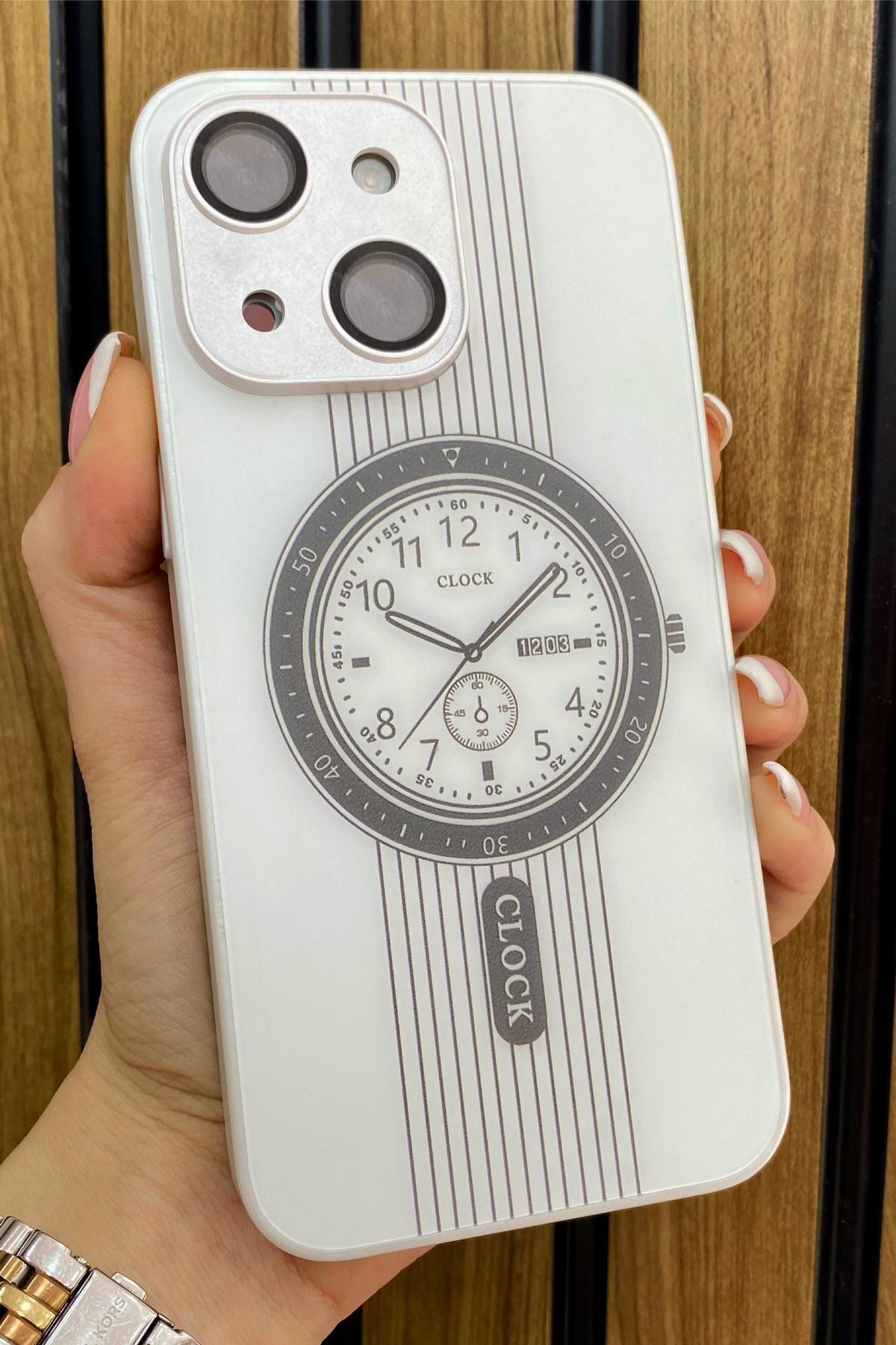 Deilmi IPhone 15 Watch Detaylı Kamera Korumalı  Watch Magsafe Destekli Kablosuz Şarj Uyumlu Kılıf