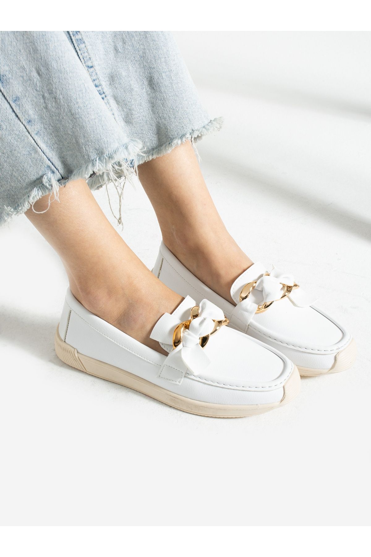 Alemdar Shoes Beyaz Toka Detay Kadın Loafer