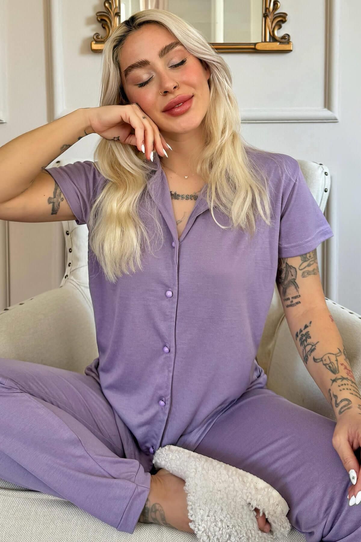 Pijamaevi Lila Önden Düğmeli Kısa Kol Örme Kadın Pijama