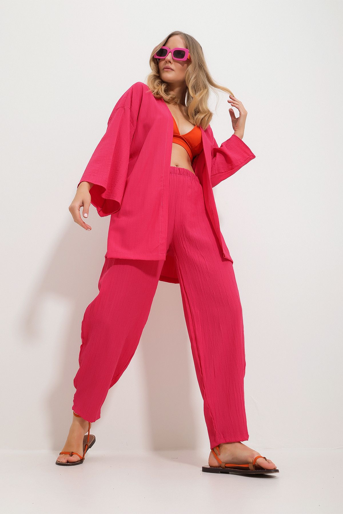 Trend Alaçatı Stili Kadın Fuşya Rahat Kesim Pantolon Kimono Ceket Dokuma İkili Takım Alc-X11694