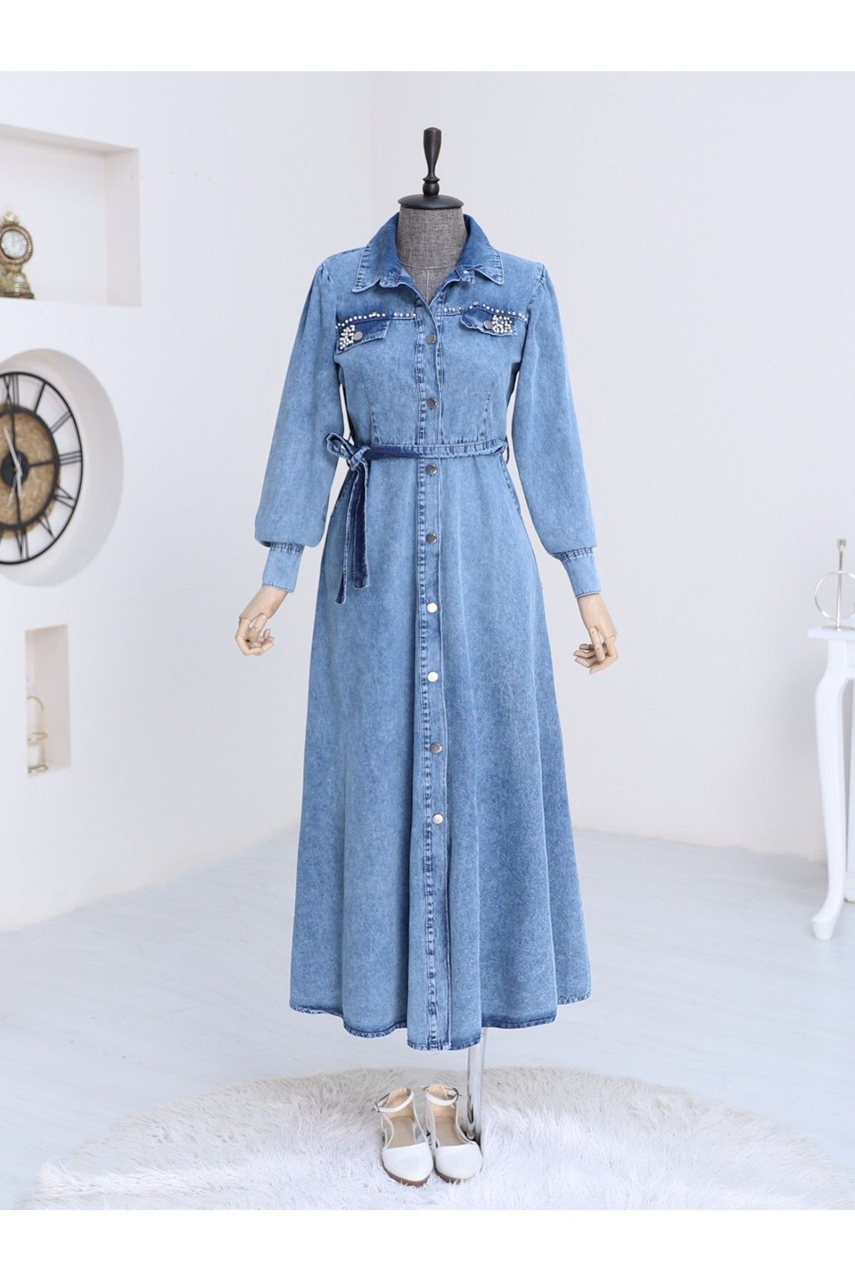 Modamorfo Taş Detaylı Boydan Düğmeli Kot Elbise
