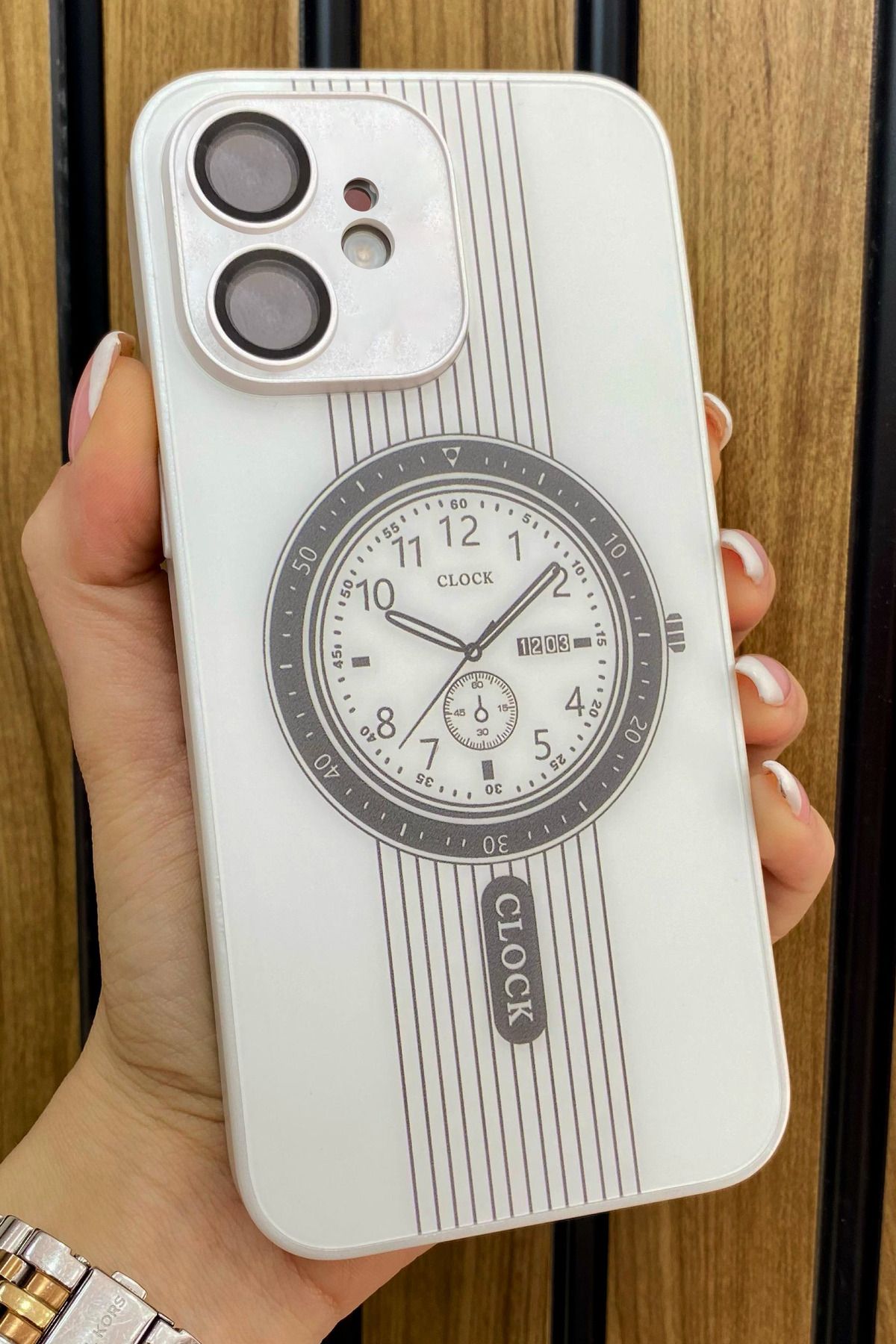 Deilmi IPhone 11  Watch Detaylı Kamera Korumalı  Watch Magsafe Destekli Kablosuz Şarj Uyumlu Kılıf
