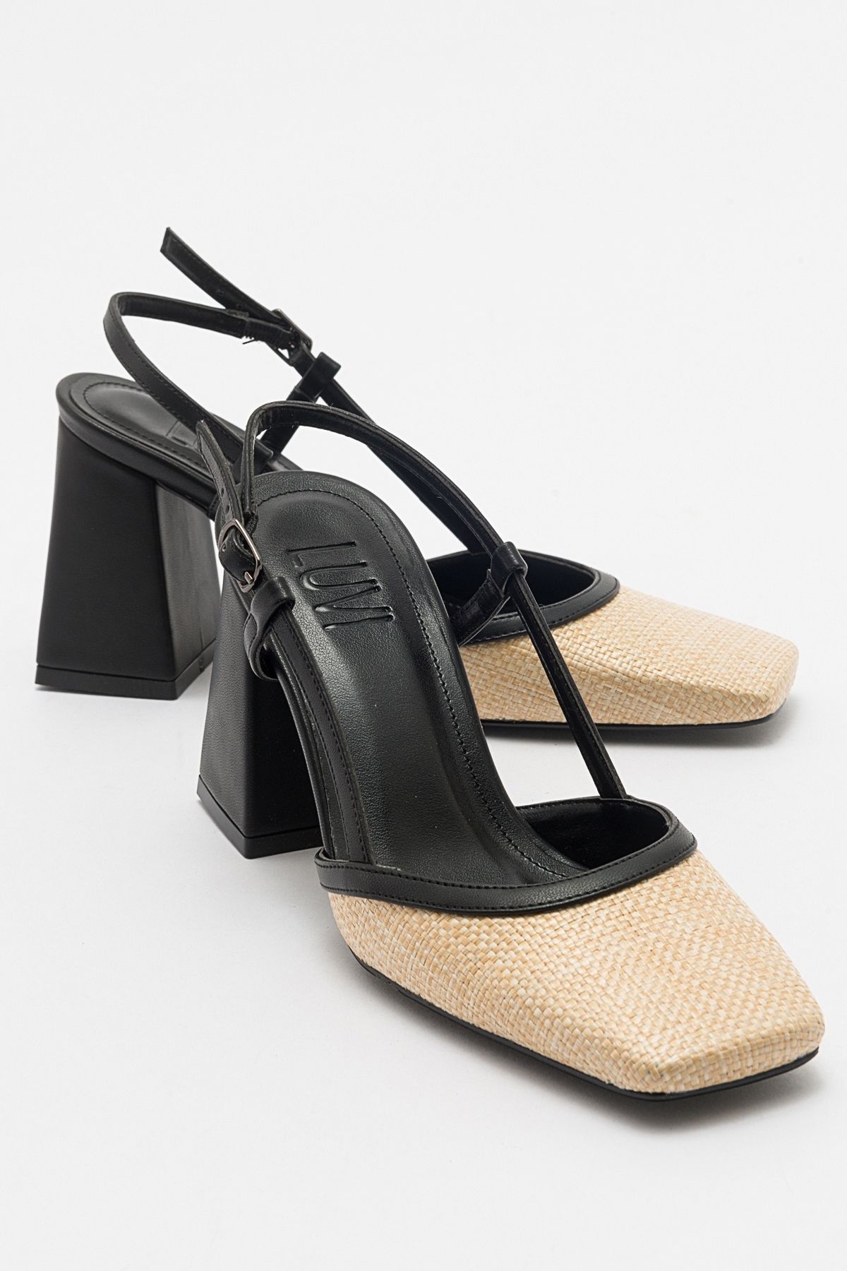 luvishoes RİVİE Siyah Hasır Kadın Küt Burun Kalın Topuklu Ayakkabı