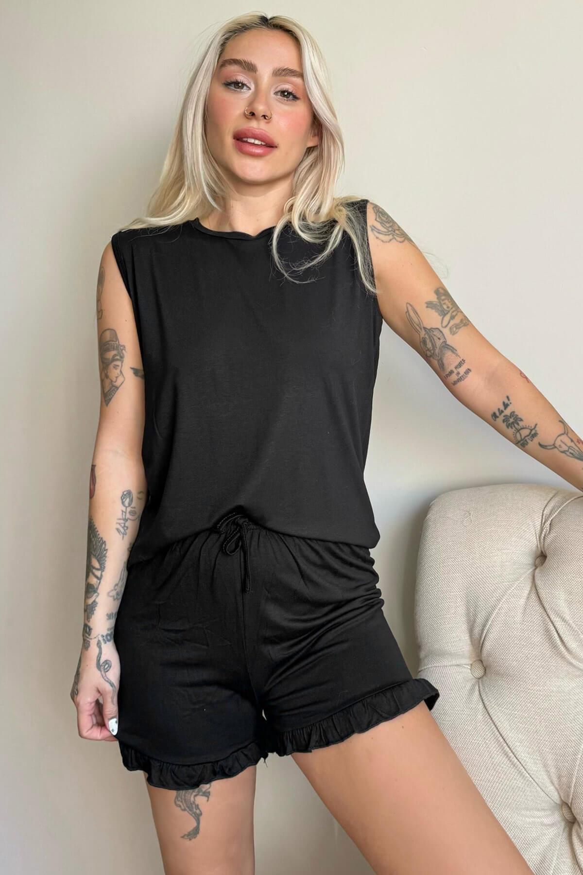 Pijamaevi Siyah Basic Kolsuz Askılı Şortlu Kadın Pijama Takımı