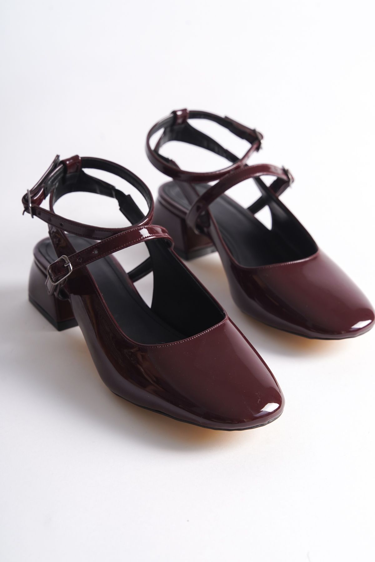 oyyo Rugan Arkası Açık Kare Burunlu Kısa Topuk Günlük Rahat Cherry Red  Babet  Kadın Topuklu Ayakkabı