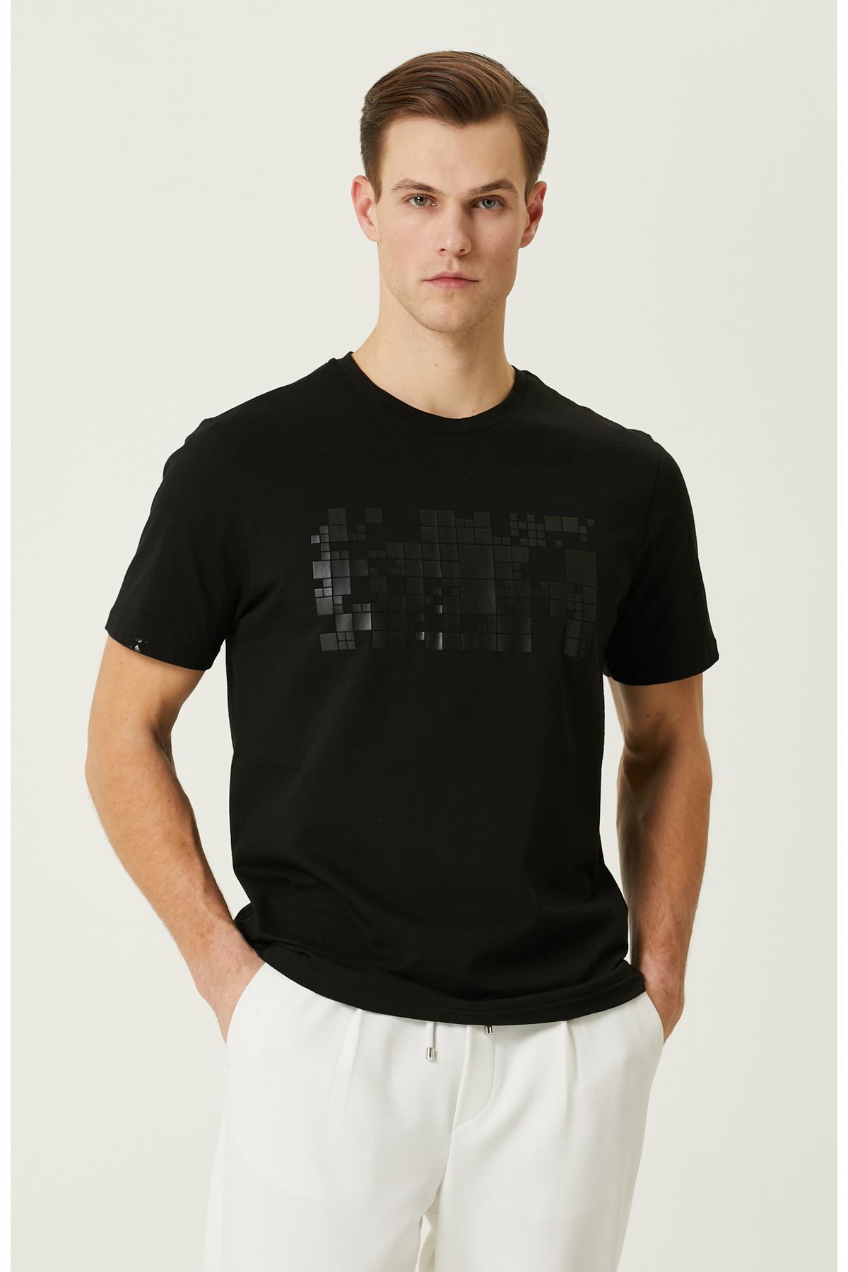 Network Siyah Baskılı T-shirt