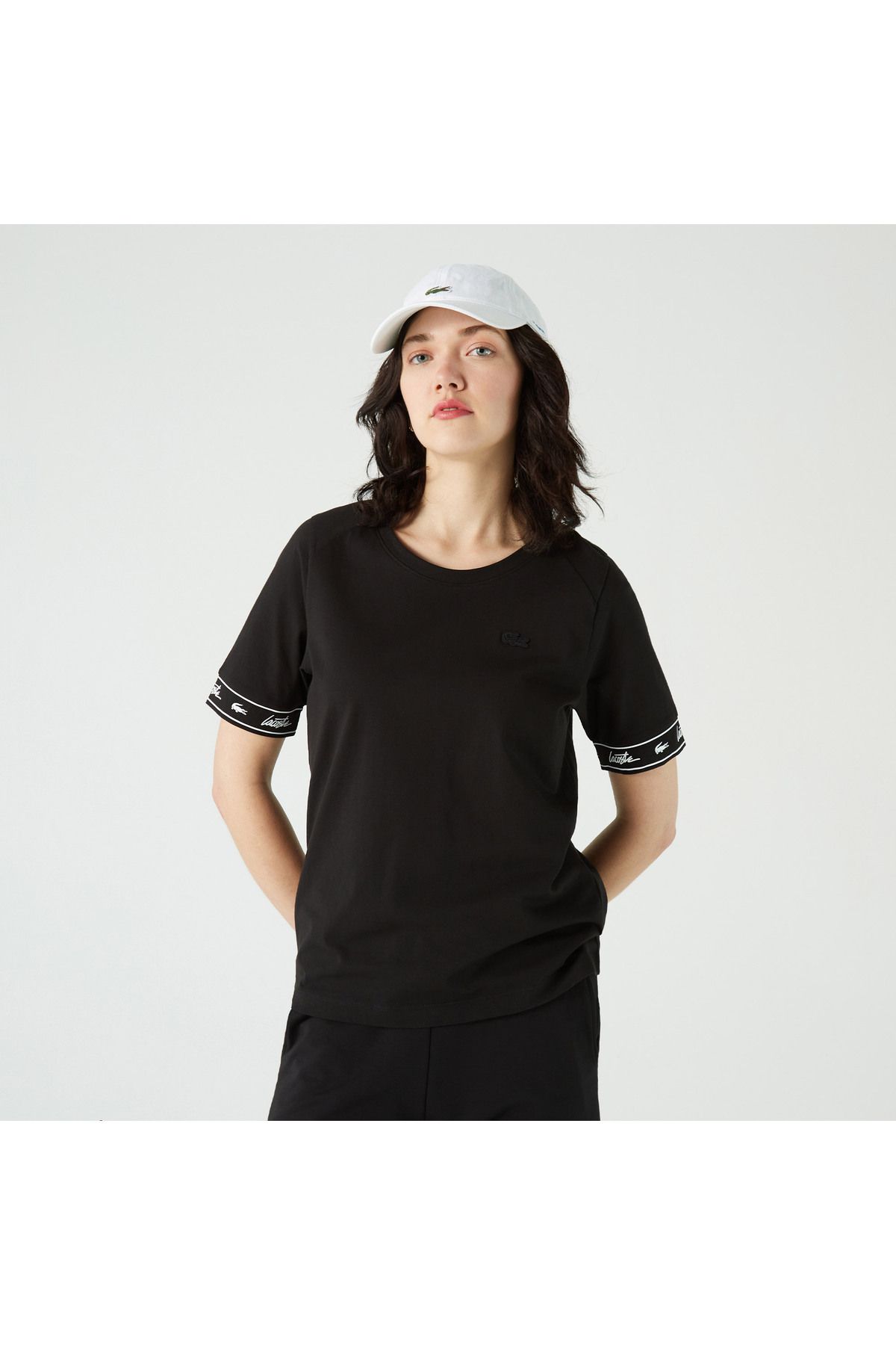Lacoste Kadın Slim Fit Baskılı Bisiklet Yaka Siyah T-shirt
