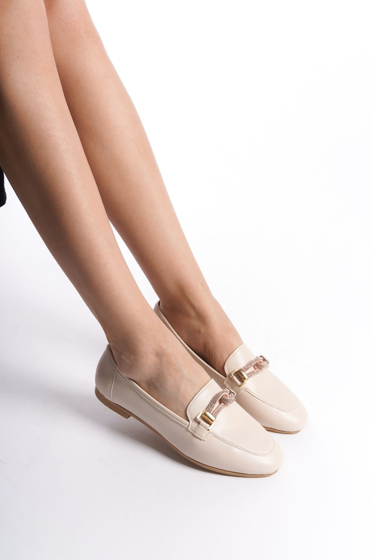 eformoda by emre yılmaz Krem Kadın Günlük Rahat Simli Tokalı Casual Klasik Ayakkabı Babet B29