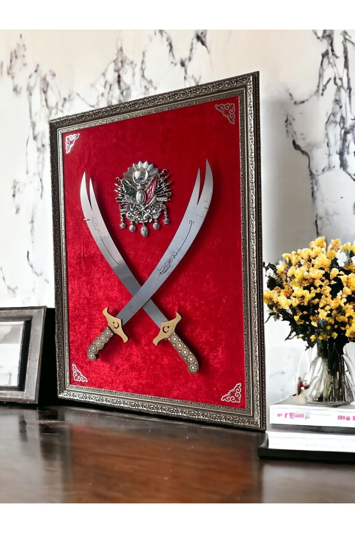 DİDİN HOME Çift Zülfikar Osmanlı Armalı Kılıç Kırmızı Kadife Tablo-Kılıç 57 x 77 cm m