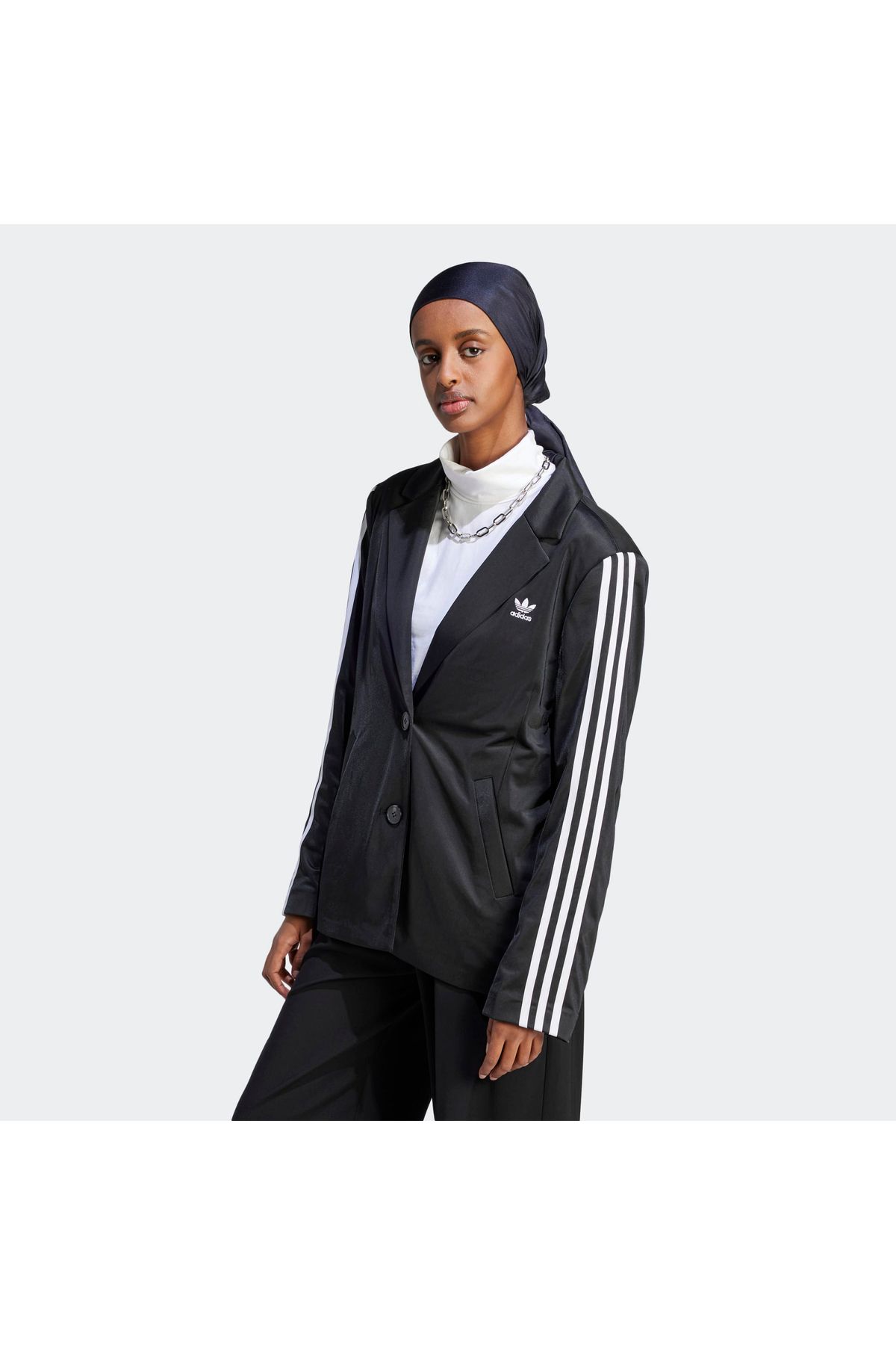 adidas Adicolor Kadın Siyah Ceket (IK0440)