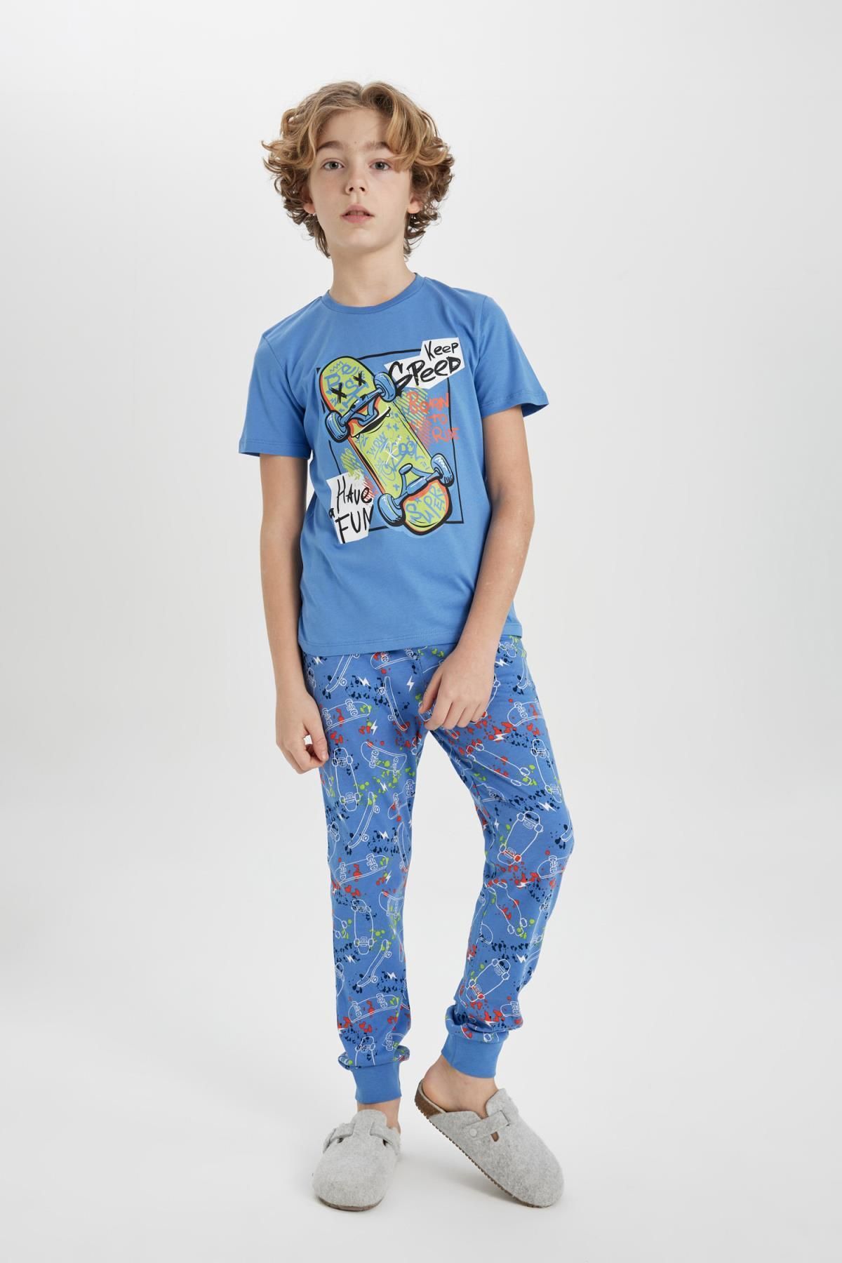 Defacto Erkek Çocuk Baskılı Kısa Kollu Pijama Takımı B5540A824SP
