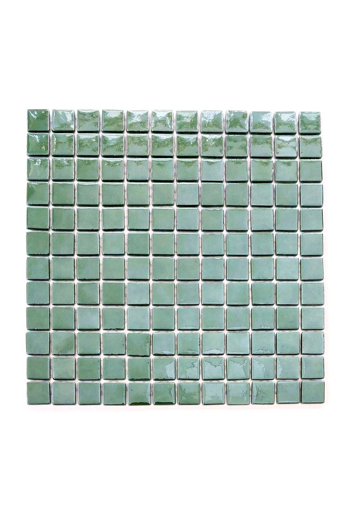 MozaiKristaL Yaşam Alanlarının Tüm Yüzeyleri Için Yeşil Cam Mozaik ( 1 Koli = 10 File Karo = 1 M2 Fiyatıdır )