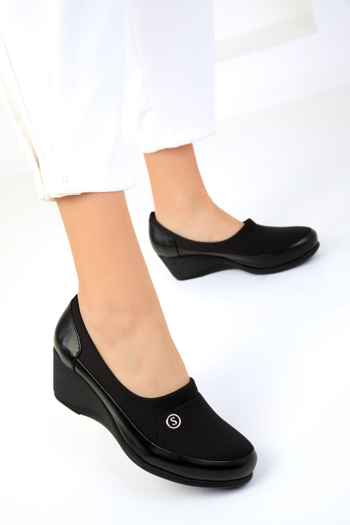 SOHO Siyah Kadın Dolgu Topuklu Ayakkabı 18918