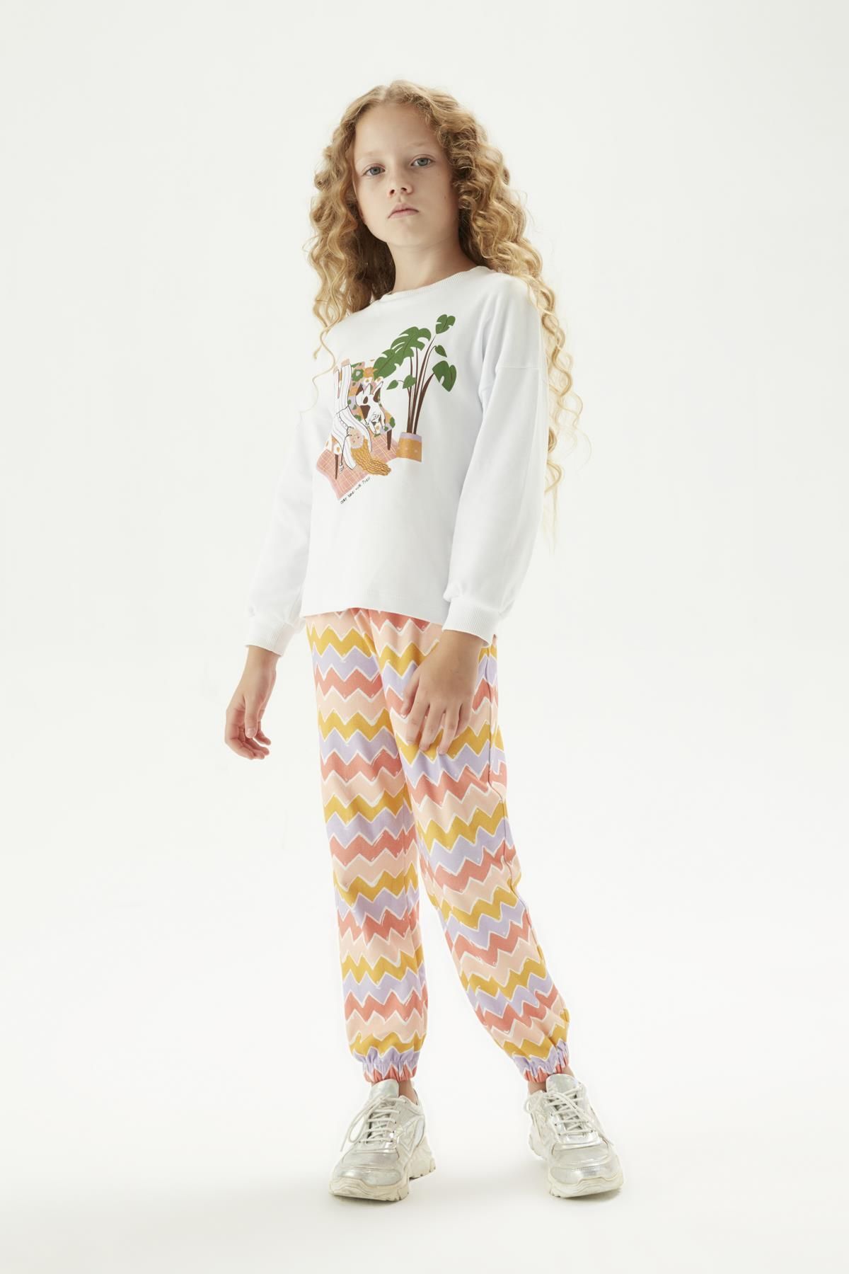 Tyess Kız Çocuk Desenli Pijama Takımı NS23FWT4802