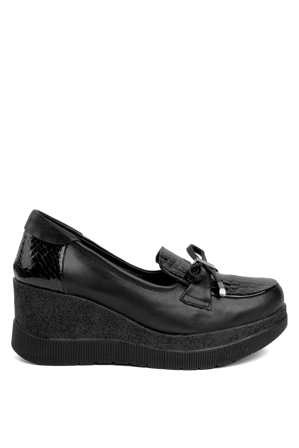 Mammamia D24YA-3820R Kadın Dolgu Topuk Ayakkabı Siyah