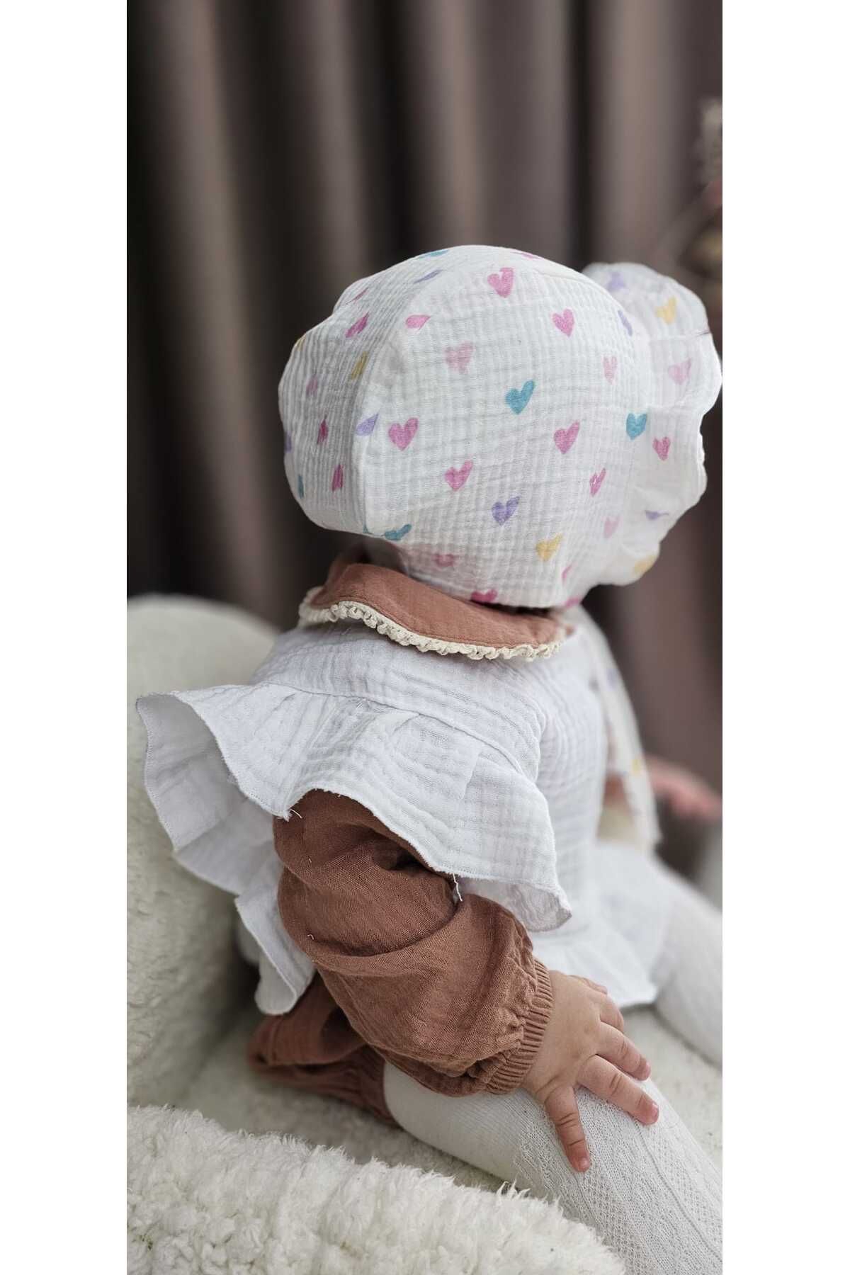 Alya bebek çocuk bonnet müslin çift taraflı şapka önlük fular takım