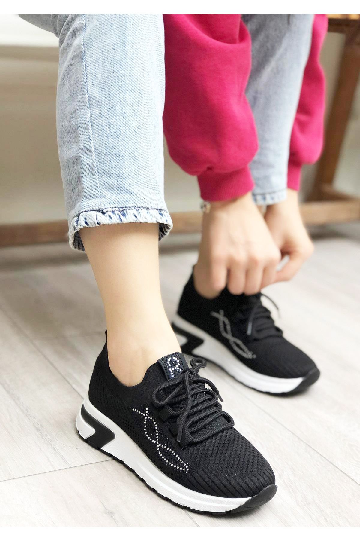 Afilli Kadın Siyah Kalın Beyaz Platform Taban Triko Taşlı Parlak Hafif Yürüyüş Günlük Sneaker Spor Ayakkabı