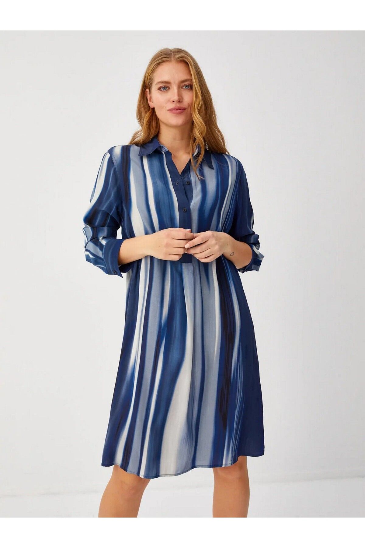 Faik Sönmez Gömlek Yaka Büyük Beden Desenli Uzun Kollu Lacivert Kadın Elbise U68298