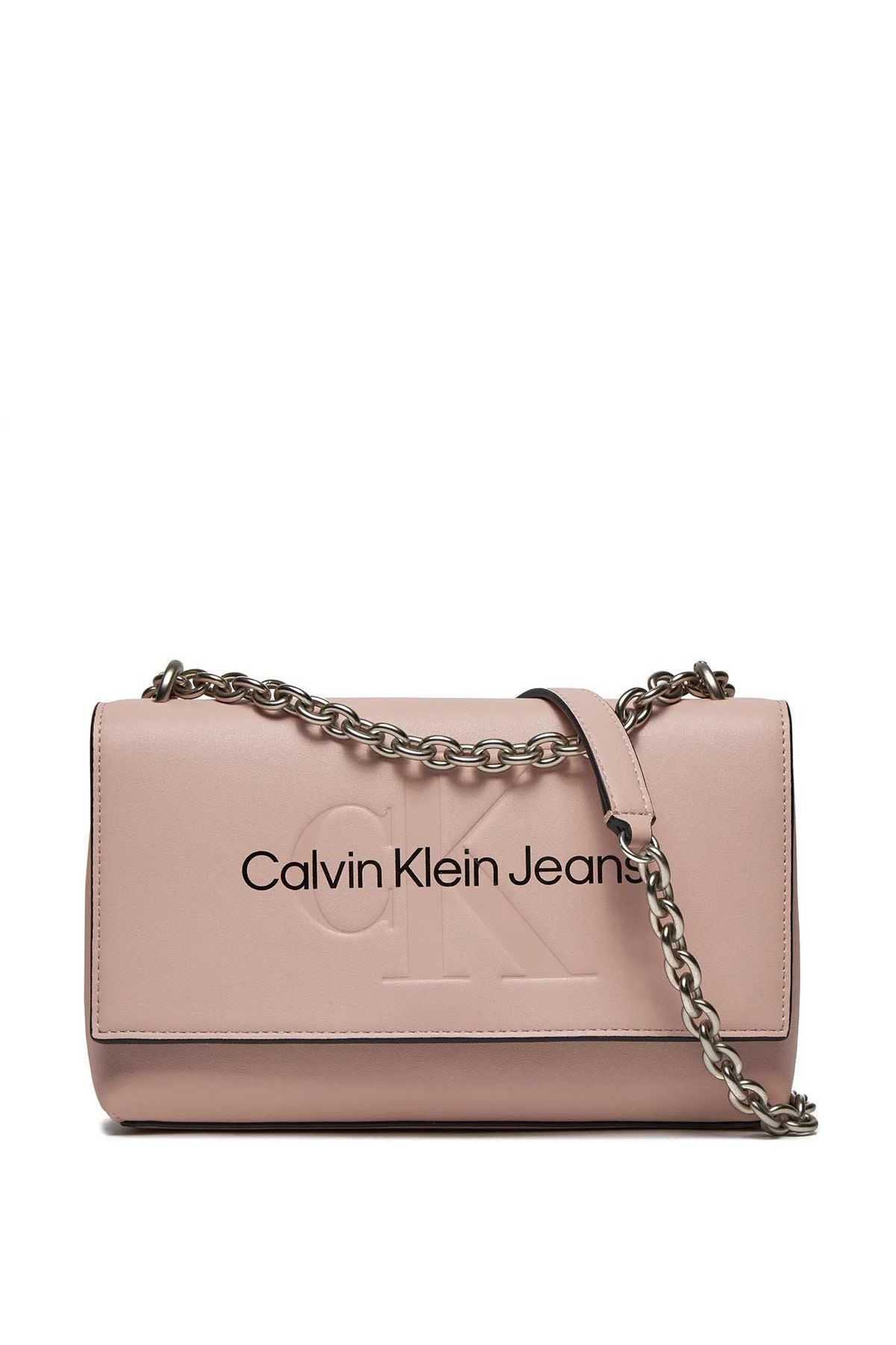 Calvin Klein Kadın Calvin Klein Mono Flap Zincirli Çapraz Askılı Çanta K60K611866