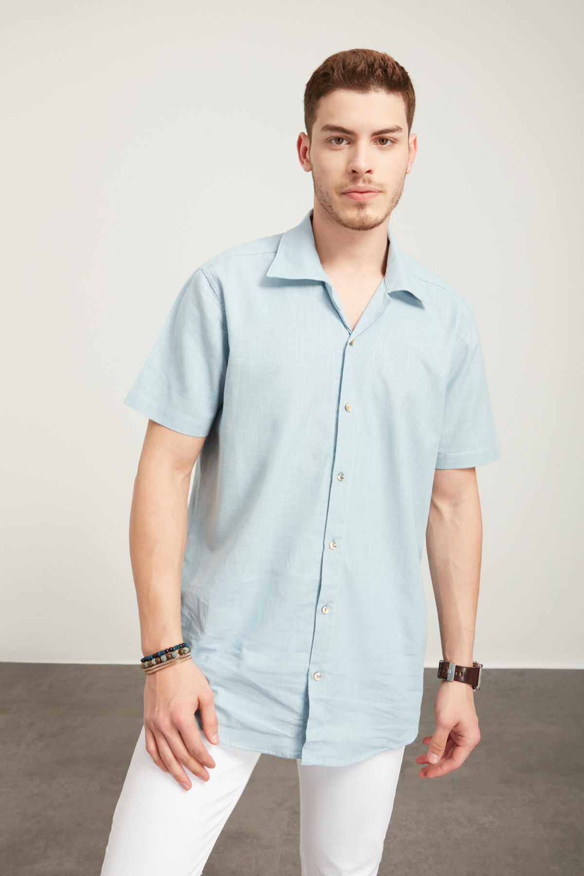 Tena Moda Erkek Aqua Kısa Kollu Apaş Yaka Regular Keten Gömlek