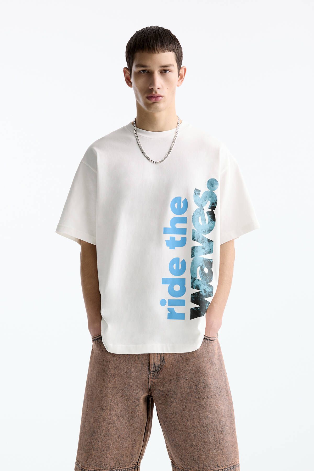 Pull & Bear Kontrast grafik baskılı t-shirt