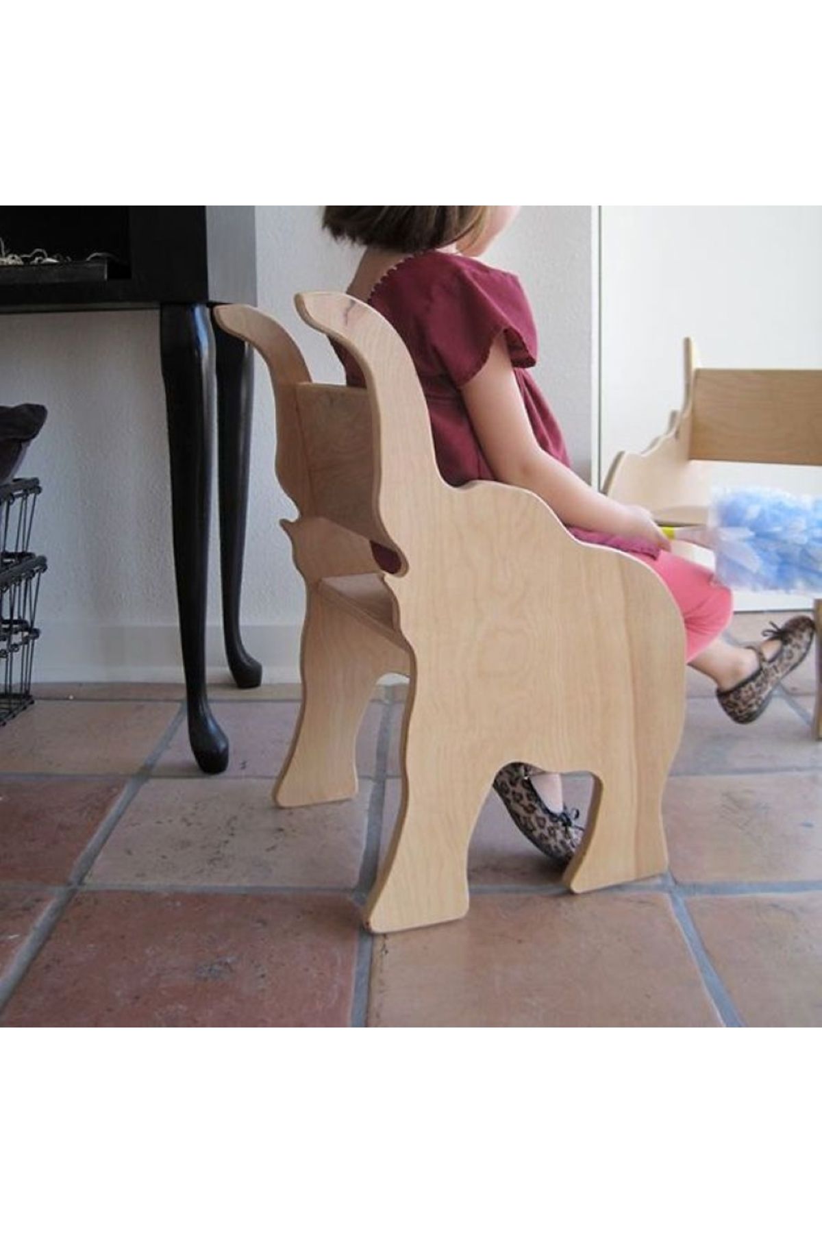 3D Üçde Montessori Çocuklar İçin Ahşap Sandalye Hayvan Figürlü