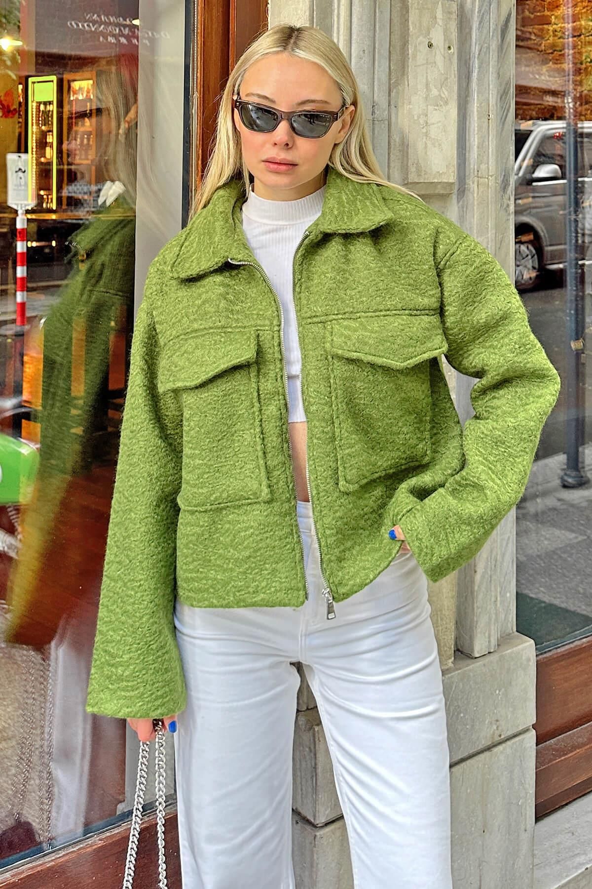 Swist Yağ Yeşili Taylor Fermuarlı Gömlek Yaka Cep Detaylı Kadın Buklet Ceket