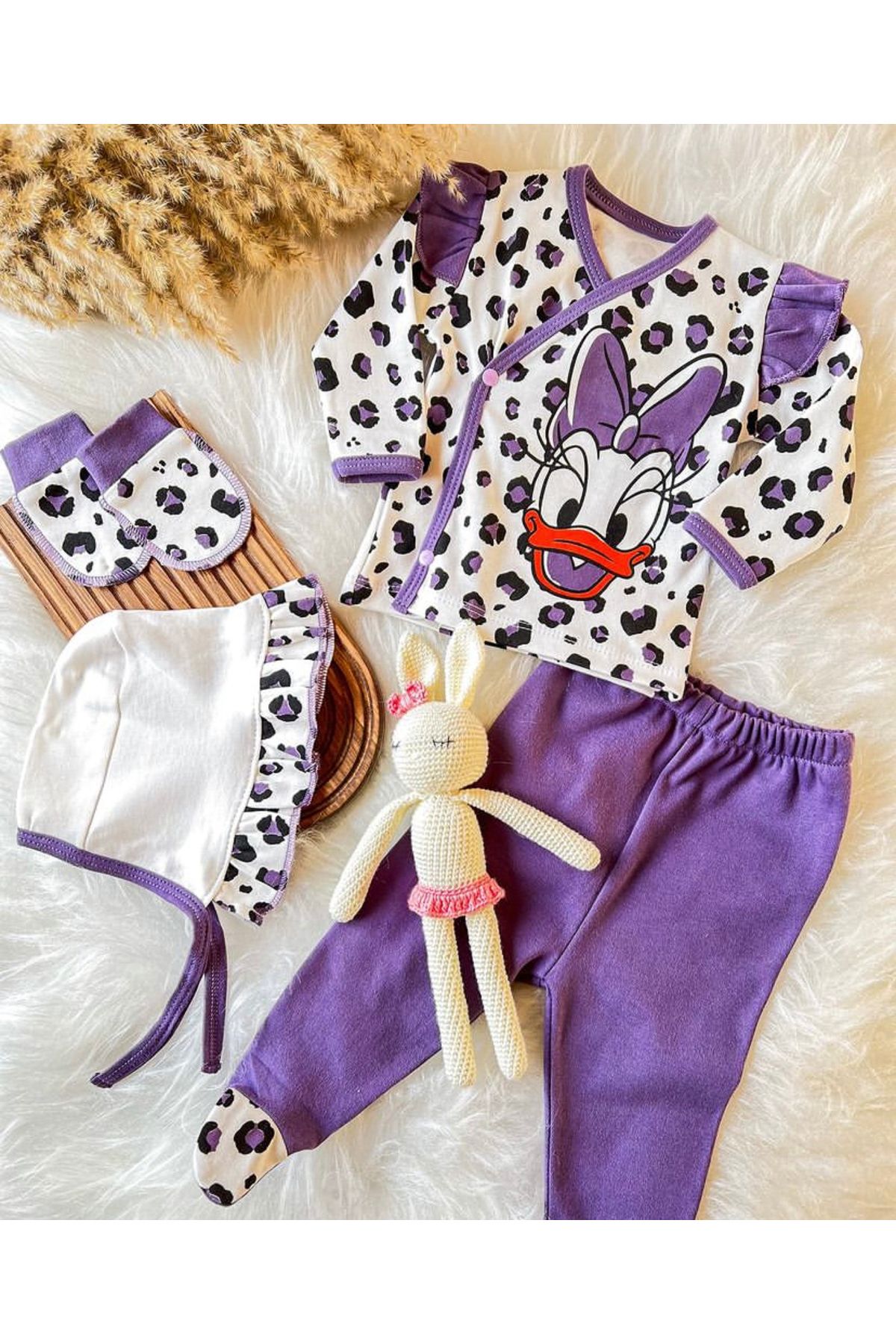 VERONA TARZ Kız Bebek 4lü Hastane Çıkış Seti Mickey Daisy Baskılı Yenidoğan kıyafeti