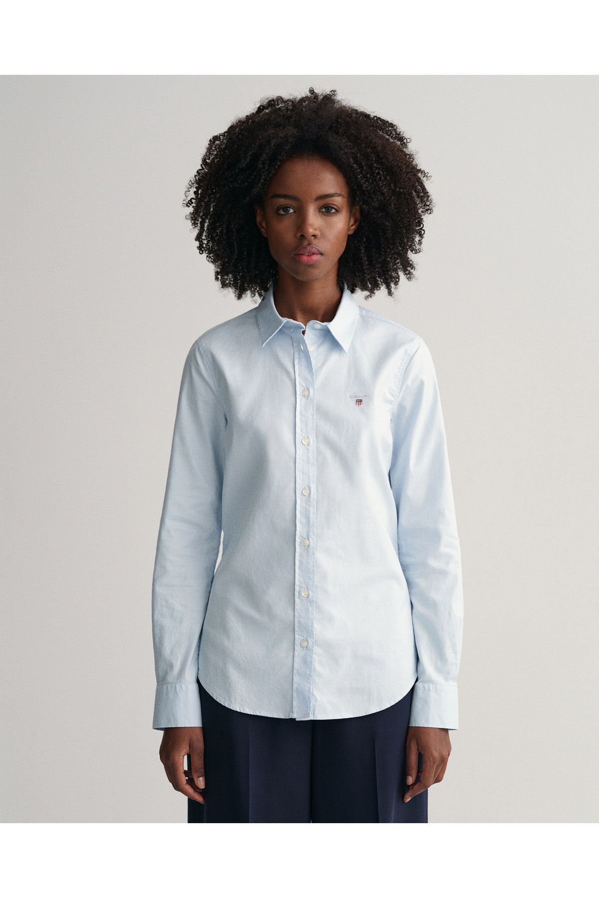Gant Kadın Mavi Slim Fit Düğmeli Yaka Oxford Gömlek